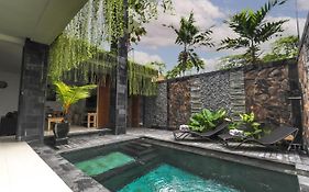 Puri Bagus Villa Legian Kuta