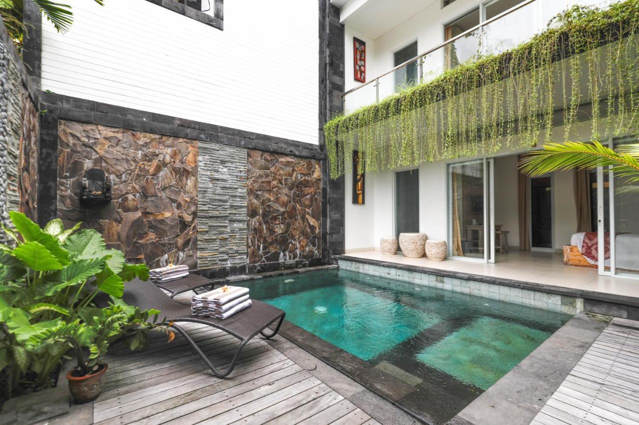 Puri Bagus Villa Legian Kuta Bagian luar foto